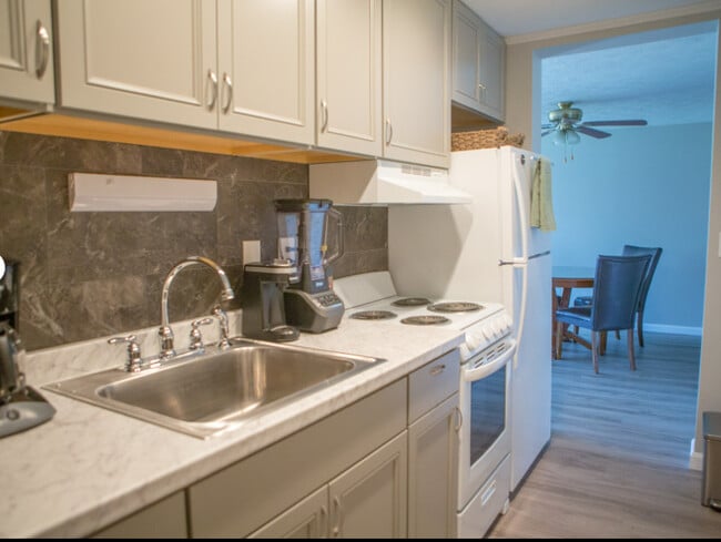 Rolling Meadows Apartments