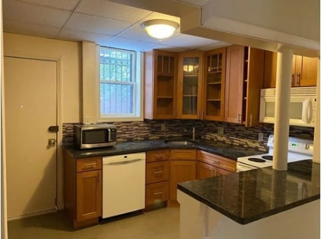 66 Marshal St Unit 1B