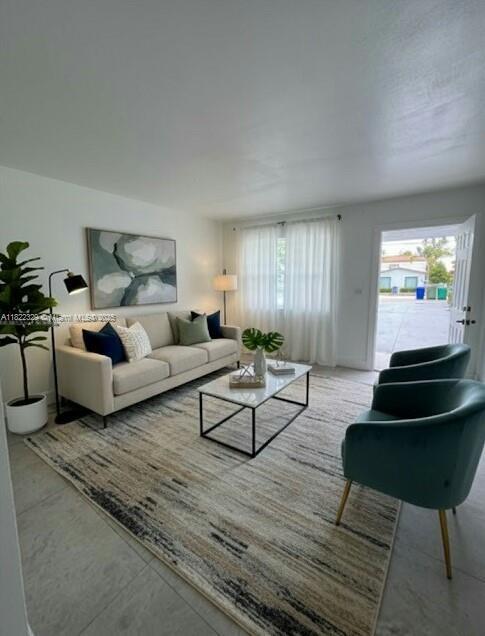 Building Photo - 2941 SW 36th Ave Unit A