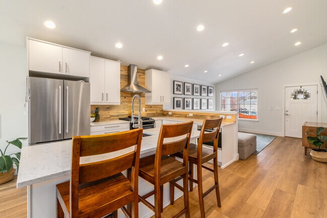 Photo - 20818 Willowbend Ln