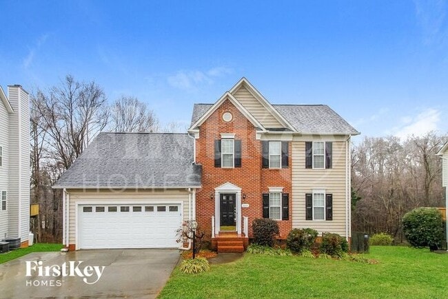 Photo - 365 Craver Pointe Dr House