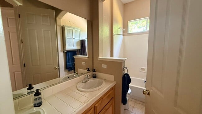 Photo - 5631 Birkdale Ct