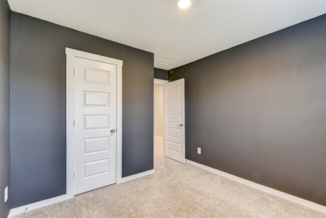 Photo - 1635 Westway Dr