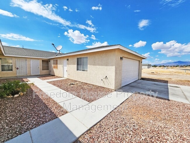 Photo - 1700 Sycamore Ave