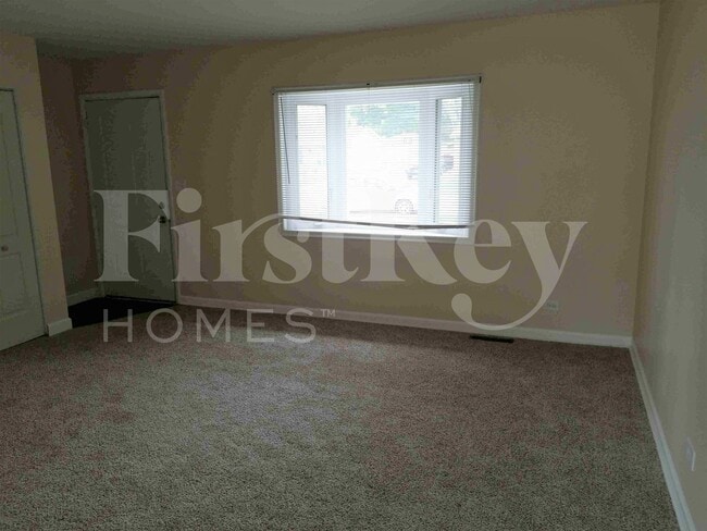 Photo - 18642 Karen Ln