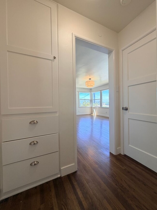 Photo - 102 N Kalorama St Unit Apt 1