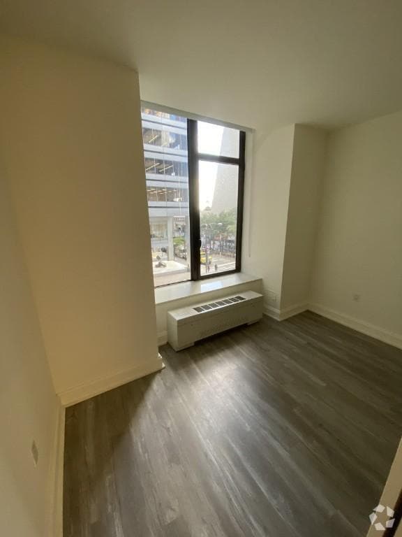 Building Photo - 3 bedroom in NEW YORK NY 10005 Unit 2117 Rental