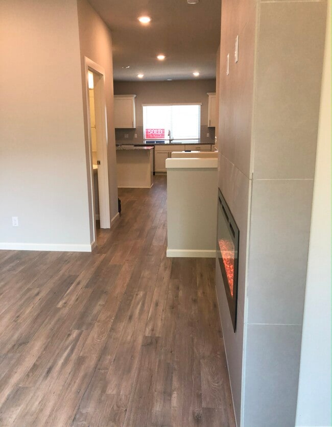 10405 SW Akilean Ter