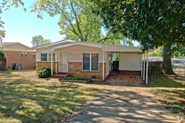 Building Photo - 803 Lantana Way NW Rental