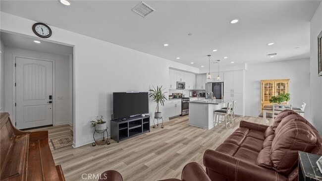 Photo - 16282 Meadowhouse Ave