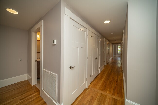 Photo - 1590 Cambridge St Unit 1