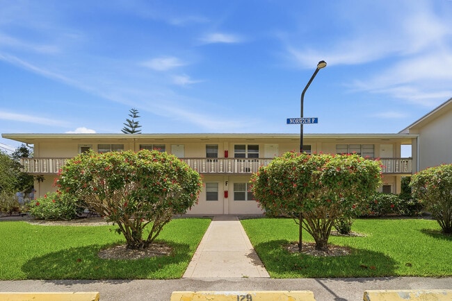 Building Photo - 142 Norwich F