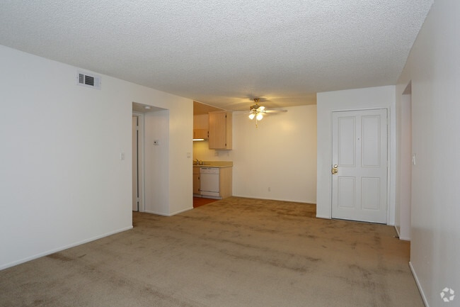 2 BR, 2 BA - 945 SF - Arbor Apartments