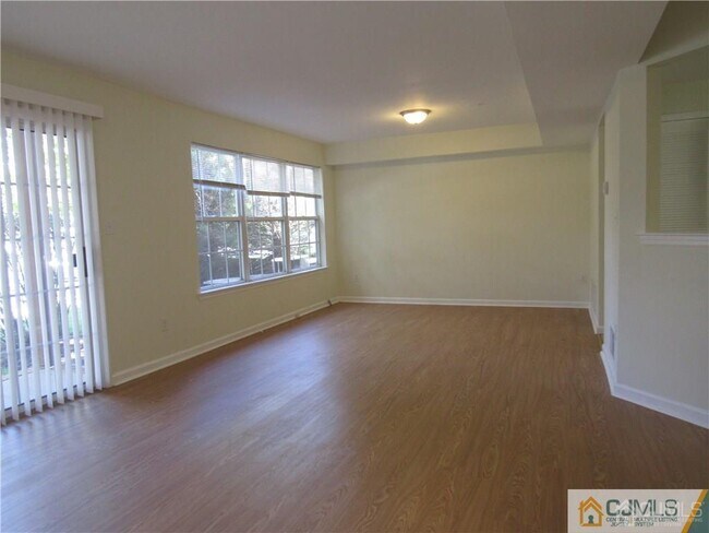 Building Photo - 701 Stony Brook Way