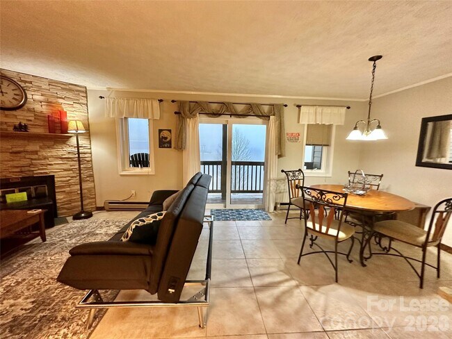 Photo - 106 Sugar Ski Dr Unidad 635