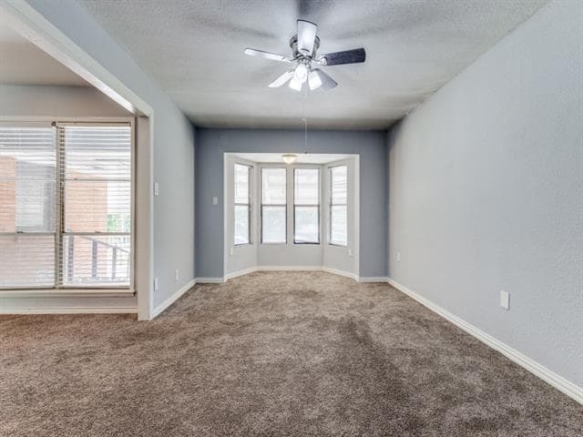 Photo - 12 Geraldine Ln