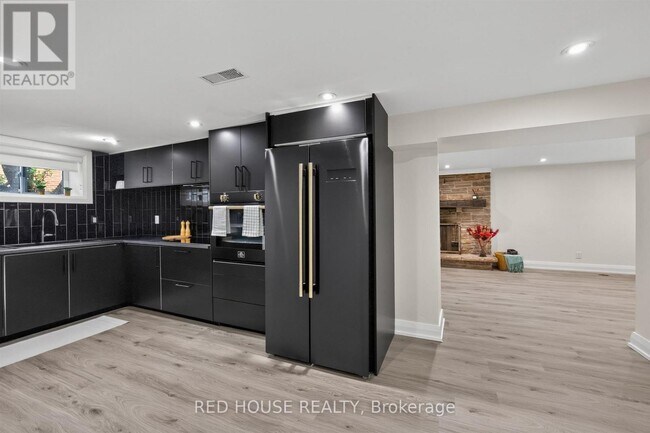 Photo - 70 Beaverbrook Ave