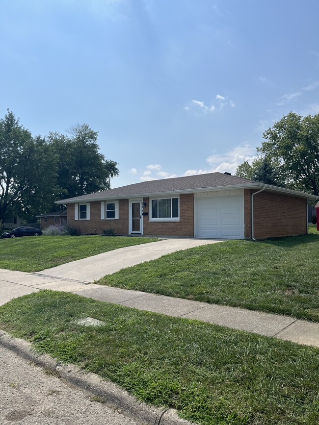 Building Photo - 906 Tomahawk Trl Rental
