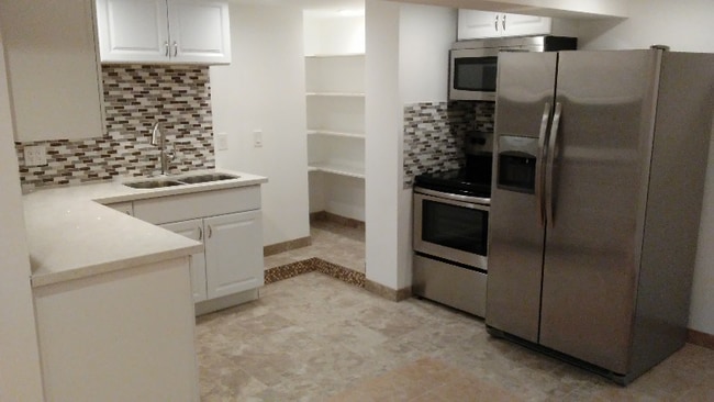 Photo - 6315 S Cyclamen Sq Unidad D