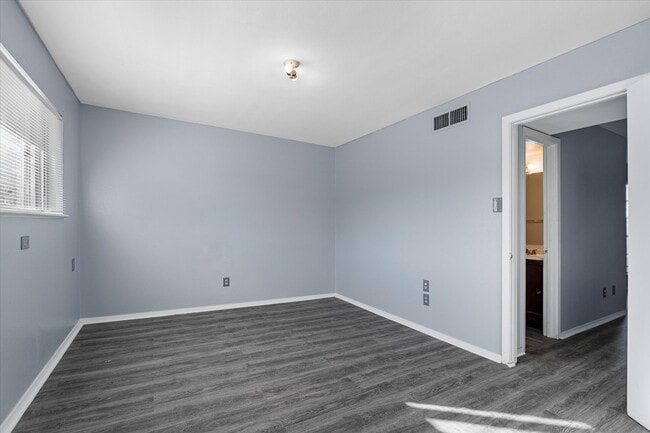 Photo - Egan Apartments