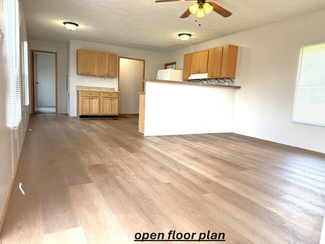 Photo - 3337 Clear Springs Way