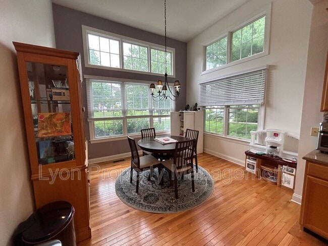 Photo - 240 Sanctuary Dr