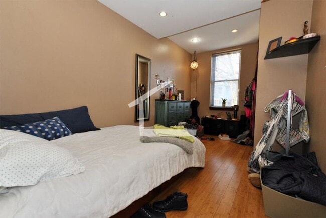 Photo - Nicely renovated, huge 3 bed near the Green Line in a prime location!