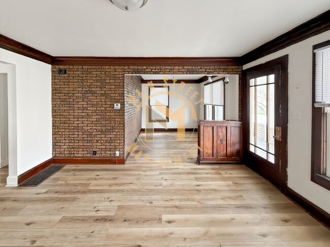 Photo - 1311 Madison St Unit 1311 (Lower)