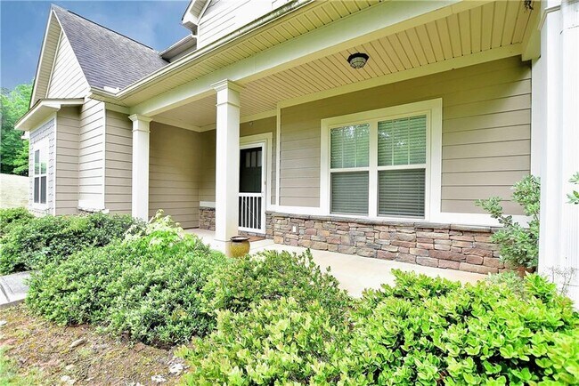Photo - 115 Creek Pointe Dr