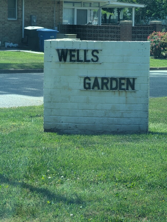 Photo - 229 Telford Dr