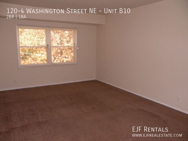 Photo - 120-4 Washington St NE Unit B10
