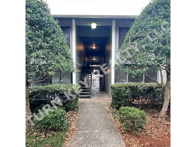 Building Photo - Condo for rent near UAB