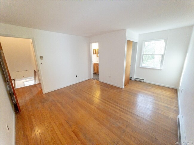 Photo - 122 Titicus Rd