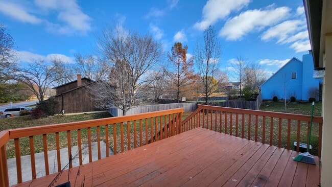 Photo - 1009 Sheffield Ct