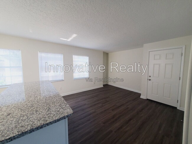 Photo - 5266 Davisson Ave
