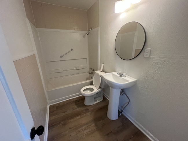 Photo - 1242 N Ohio Ave