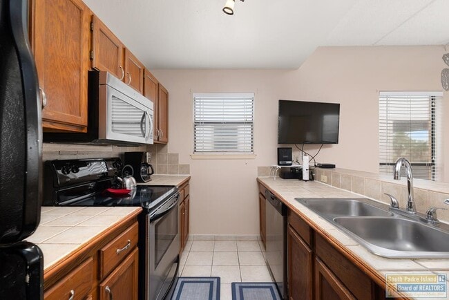 Photo - 125 E Retama St Unit 302