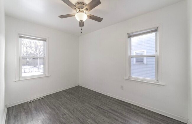 Photo - 2267 Tennessee St