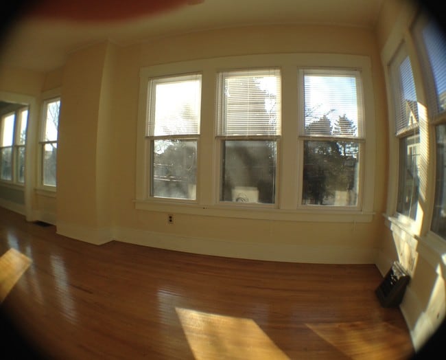 Living Room photo 2 - 1211 E 9th St Unit 1