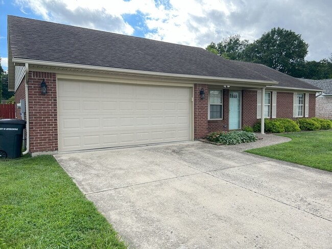 Photo - 3-Bedroom Home in Desirable Fields of Lancassange, Jeffersonville