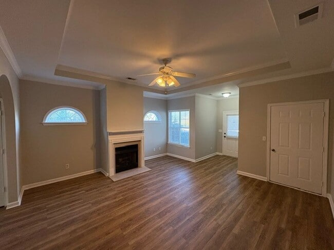 Photo - For Rent - 3 Bedroom, 2 Bathroom home in P...