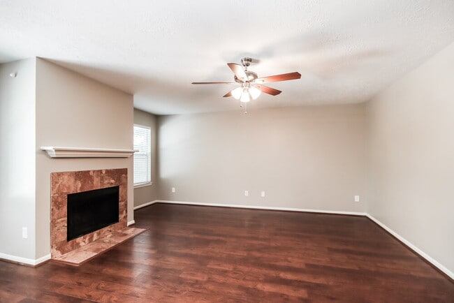 Photo - 7014 Hayden Dr