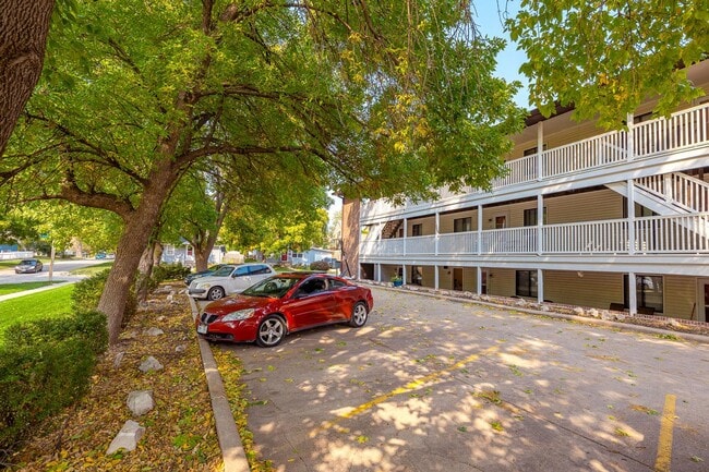 Photo - 4501 Madison Ave Unit 3