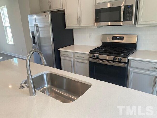 Photo - 511 Autumn Cure Ct