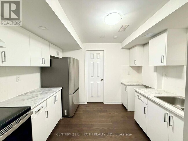 Photo - 90 Pappain Crescent