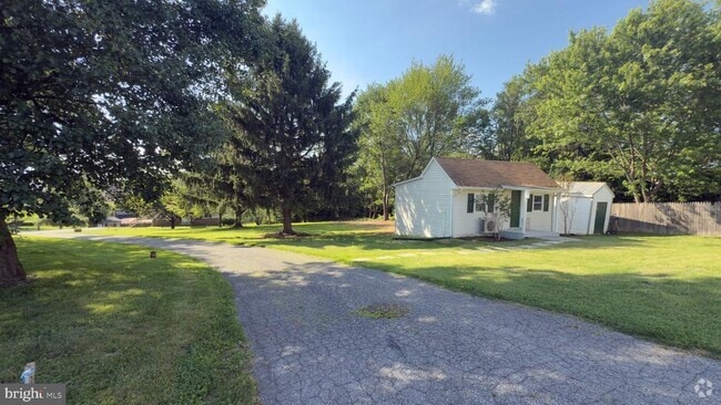 Building Photo - 22310 Clarksburg Rd Rental