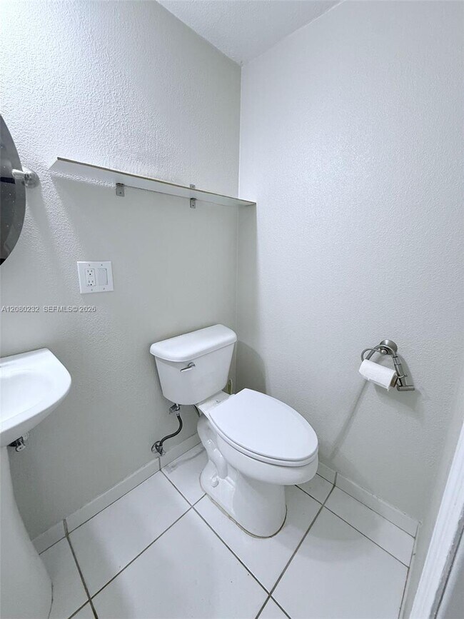 255 W 64th St