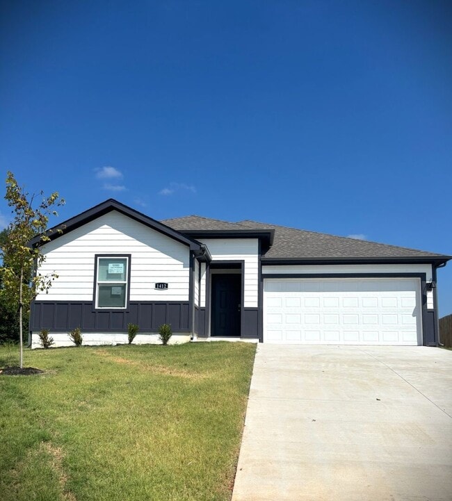 Building Photo - Brand New Home Waiting For you!