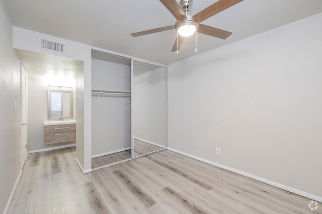 2BR, 2BA - 818SF - First Bedroom