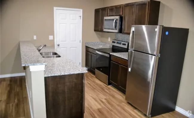Building Photo - 1204 N 18th St Rental